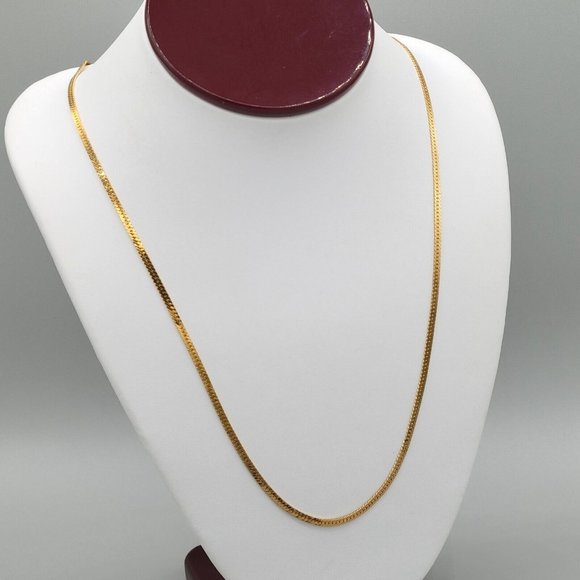 Monet Signed Gold Tone Herringbone Chain Necklace Single Strand 24 in Vintage - Picture 2 of 6